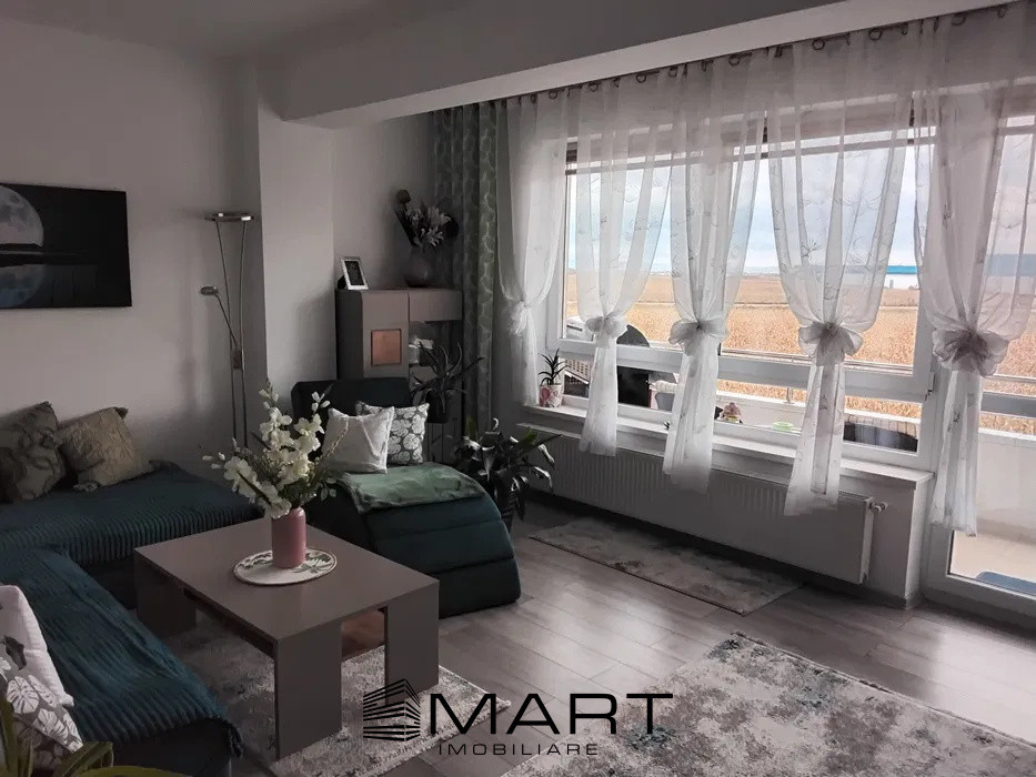 Apartament  3 camere zona Cristian 