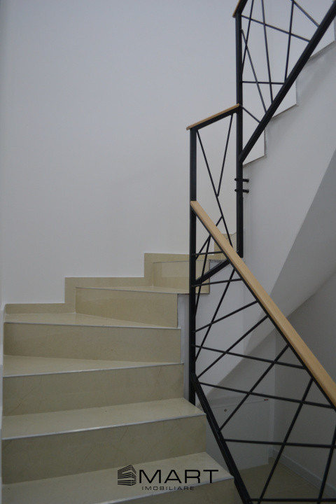 Casă Duplex Nouă în Sânpetru, Brașov – locație excelentă