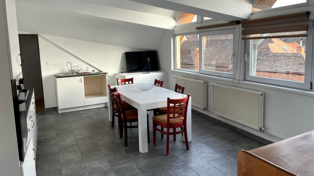 Casa 320mp zona centrala