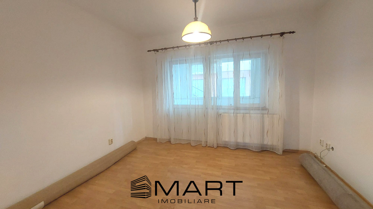 Apartament 4 camere cu garaj in cartierul Tilisca