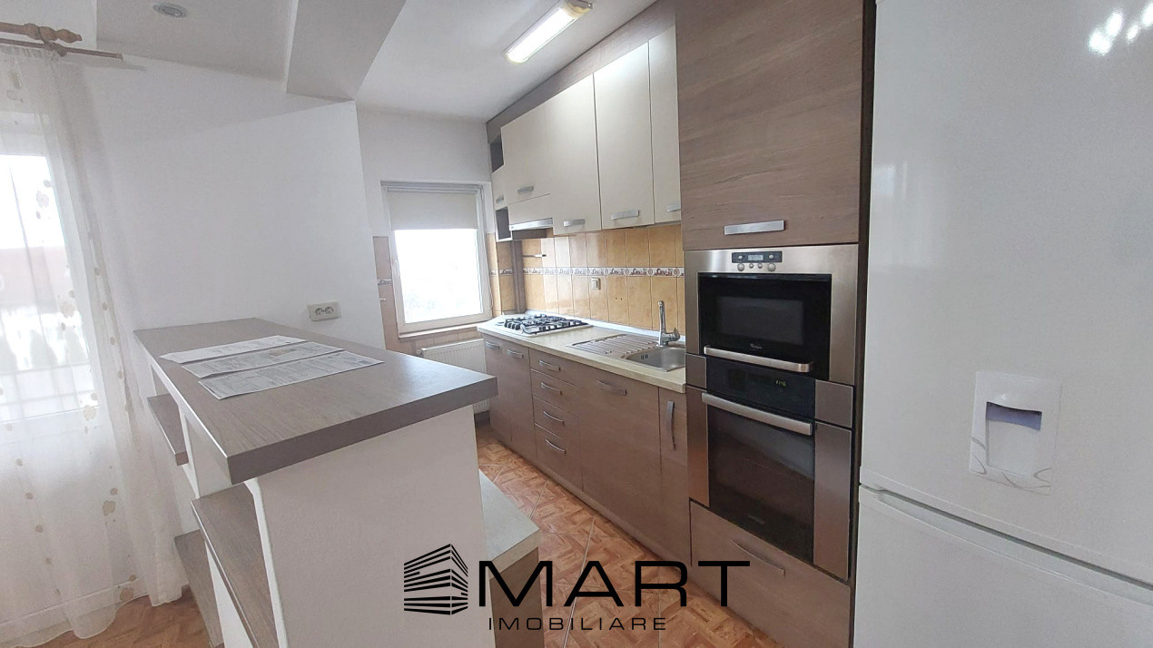 Apartament 4 camere cu garaj in cartierul Tilisca