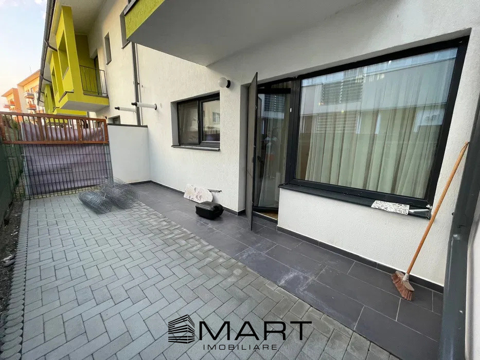 Casa moderna Tractorul