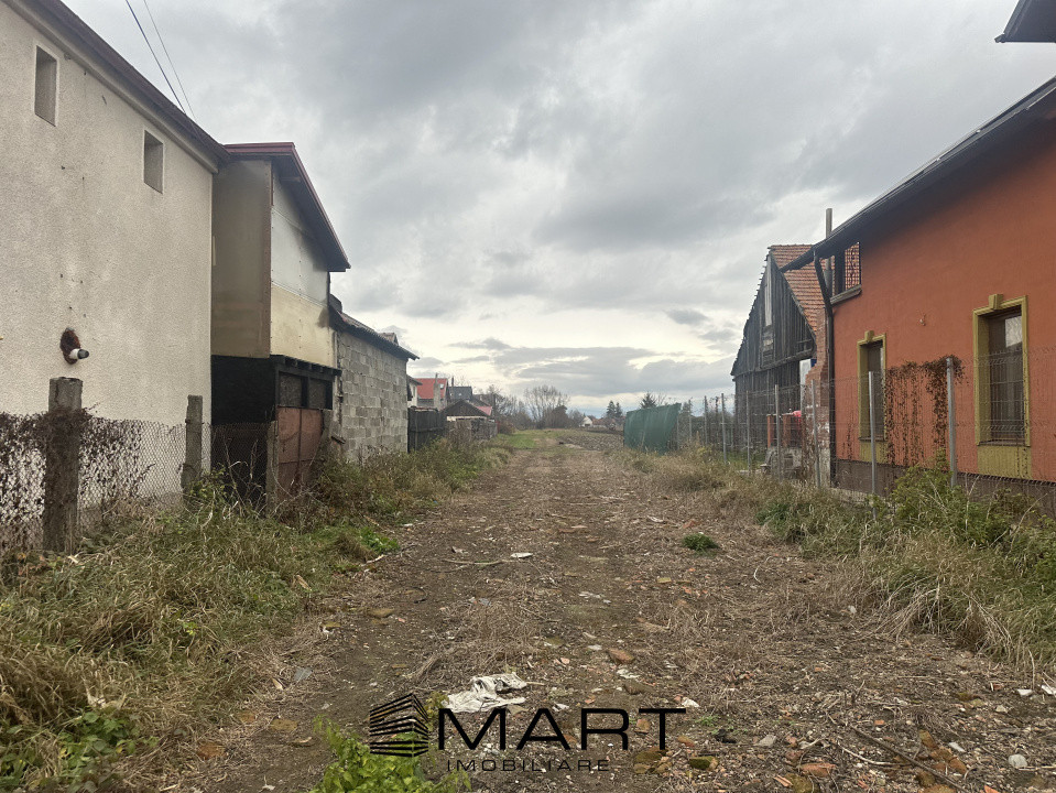 Teren Intravilan 700 mp Stupini