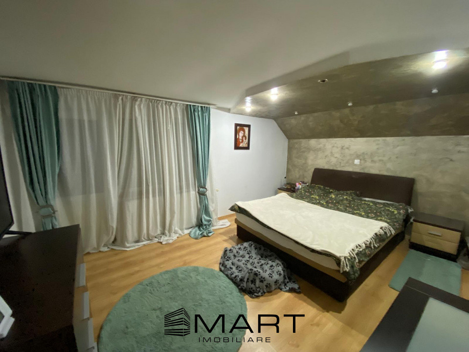 casa / vila 8 camere zona  Selimbar