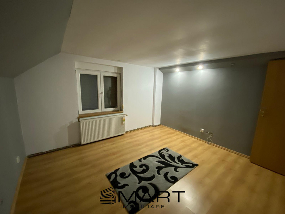 casa / vila 8 camere zona  Selimbar