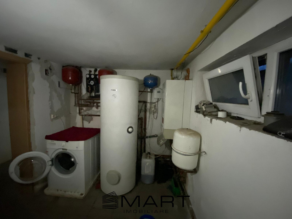 casa / vila 8 camere zona  Selimbar