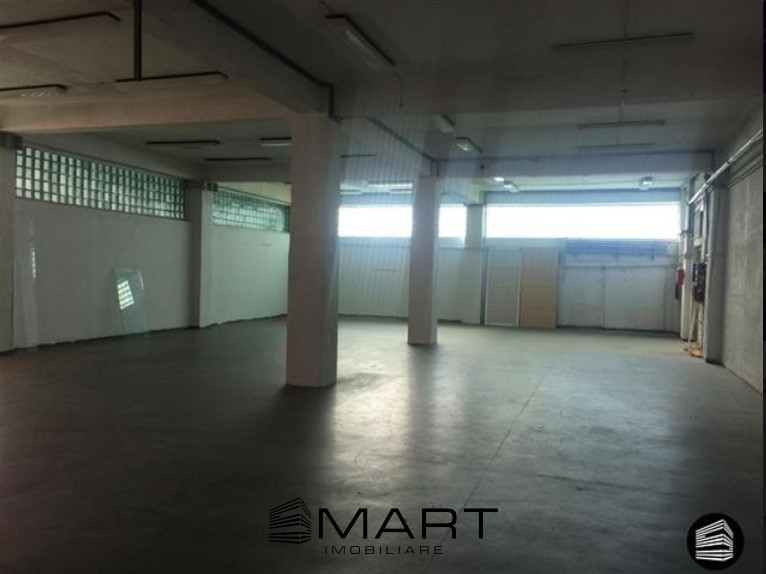Spatiu comercial 1300 mp zona Centrala