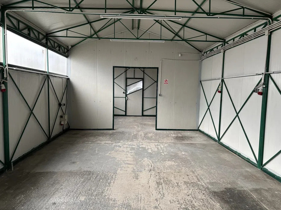 Hala Industriala 160 mp Stupini