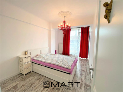 Apartament 3 camere + loc de paracare zona Doamna Stanca