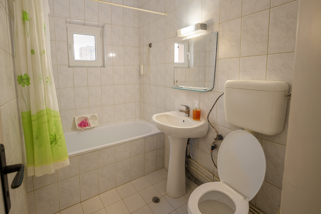 Apartament 3 camere decomandate zona Vasile Aaron Sibiu