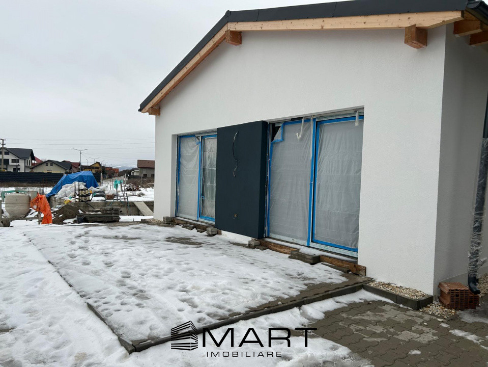 Casă modernă, parter, la cheie – în inima Tărlungenilor • Teren 511 mp