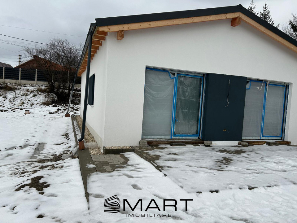 Casă modernă, parter, la cheie – în inima Tărlungenilor • Teren 511 mp