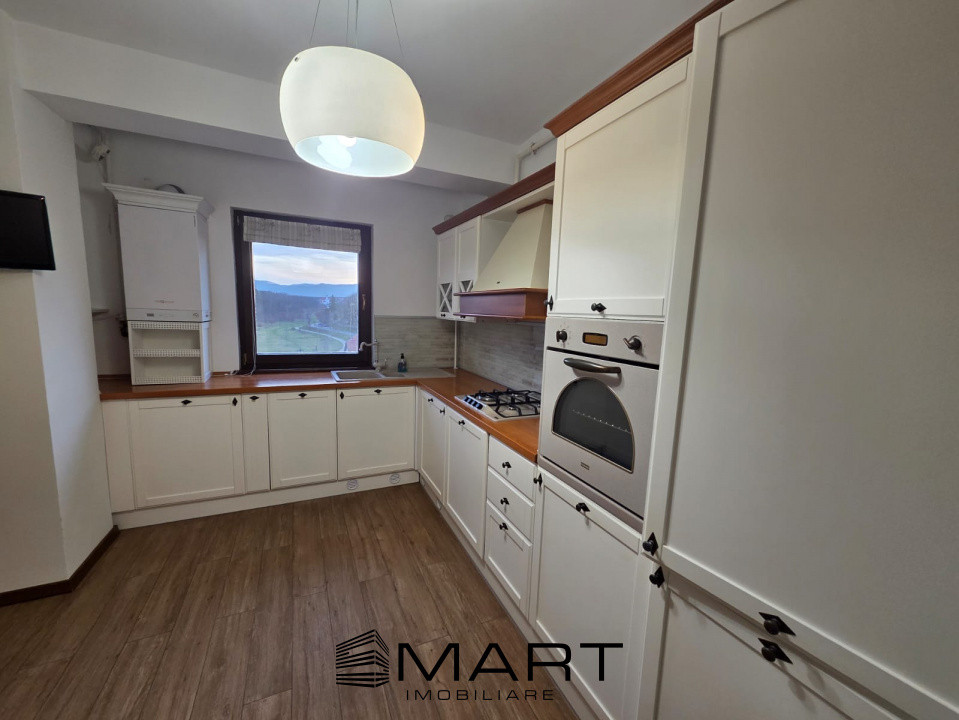 Apartament 3 camere zona Sub Arini Sibiu