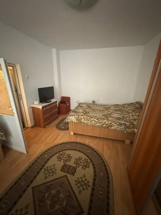 Casa 2 camere ,deschidere stradala , potential comercial ultracentral