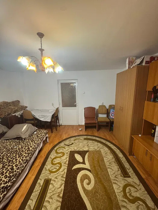 Casa 2 camere ,deschidere stradala , potential comercial ultracentral