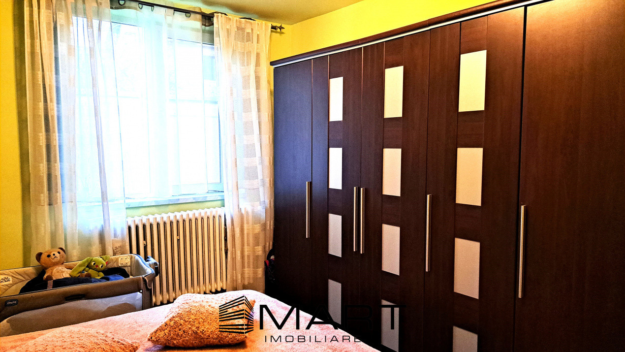 Casa 5 camere 260mp teren 350mp zona  Negoi