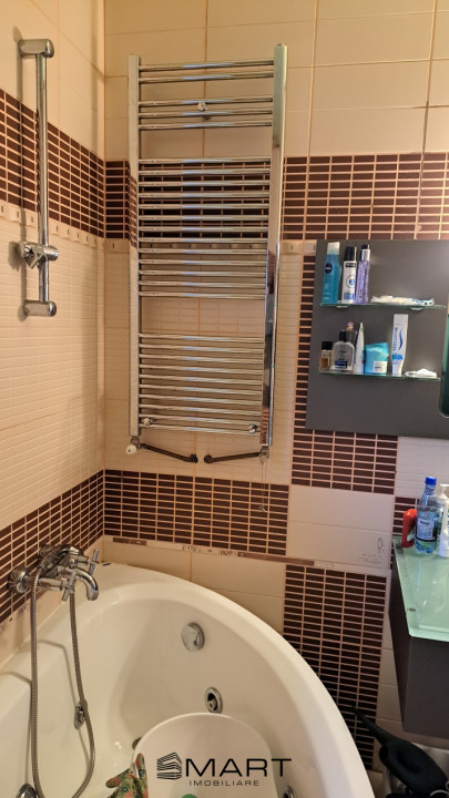 Casa 5 camere 260mp teren 350mp zona  Negoi