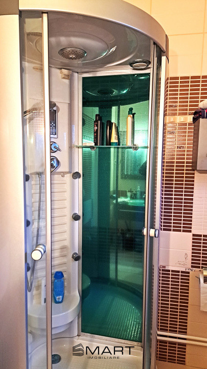 Casa 5 camere 260mp teren 350mp zona  Negoi