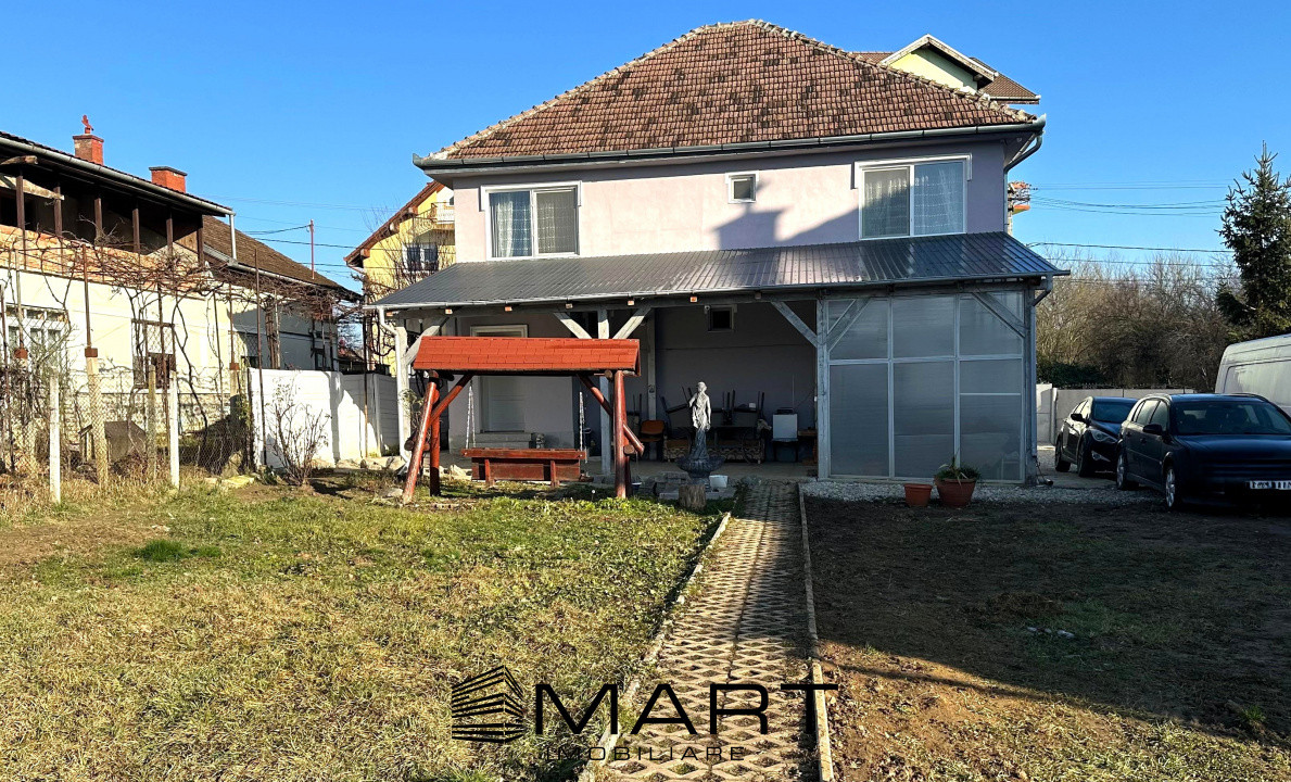 Casa 250mp teren 950mp zona Sub Arini