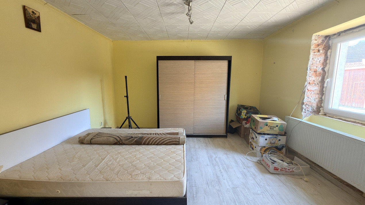 Casa 3 camere + curte 168mp în Avrig