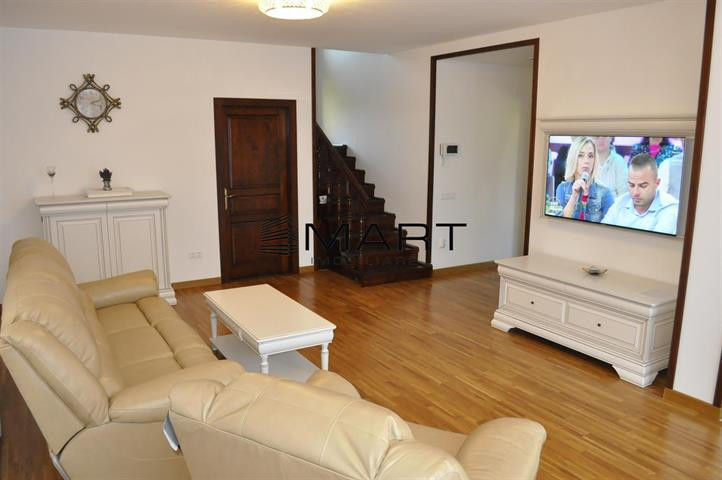 Casa de lux zona Calea Dumbravii