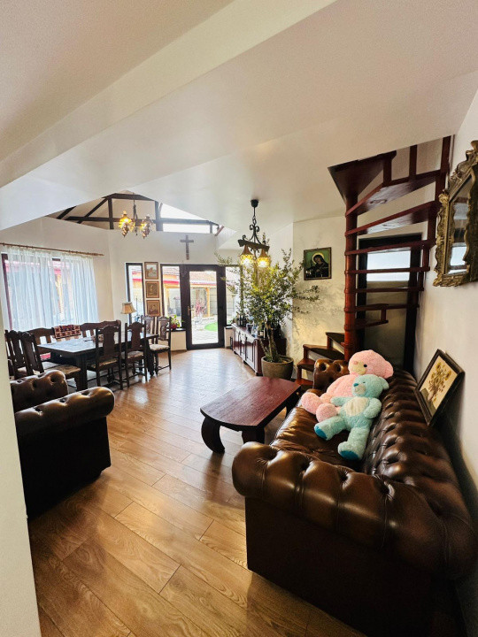 Casa moderna 5 camere 170mpu + 300mp curte Cisnadie