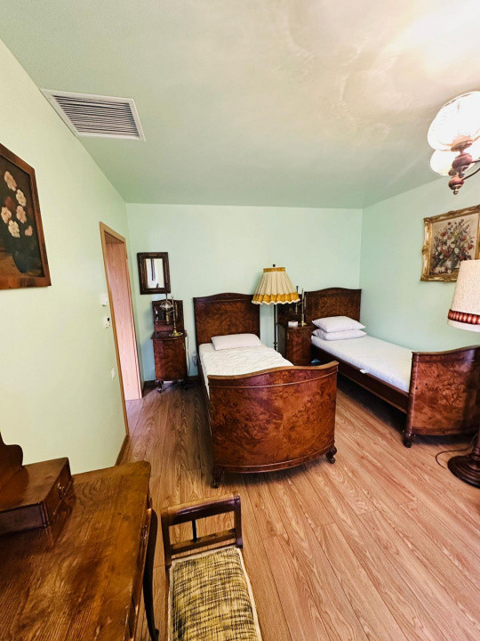 Casa moderna 5 camere 170mpu + 300mp curte Cisnadie