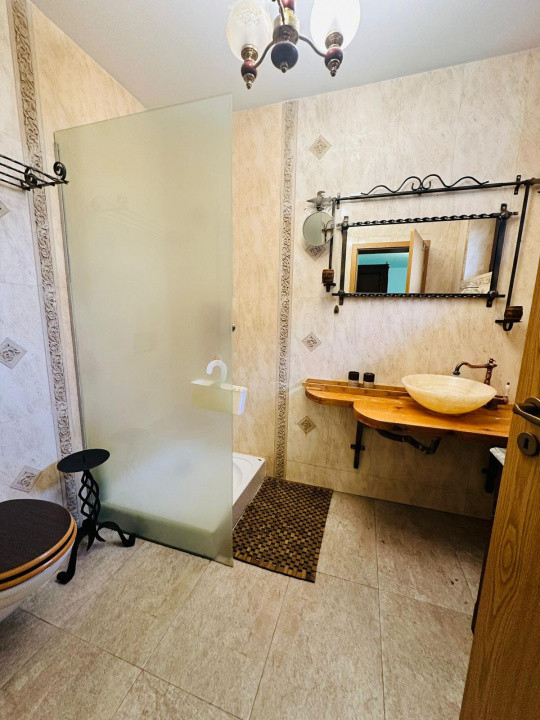 Casa moderna 5 camere 170mpu + 300mp curte Cisnadie