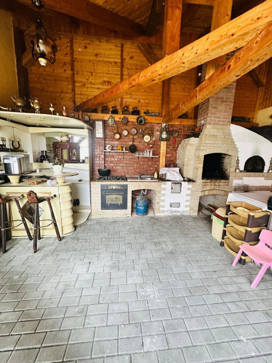 Casa moderna 5 camere 170mpu + 300mp curte Cisnadie