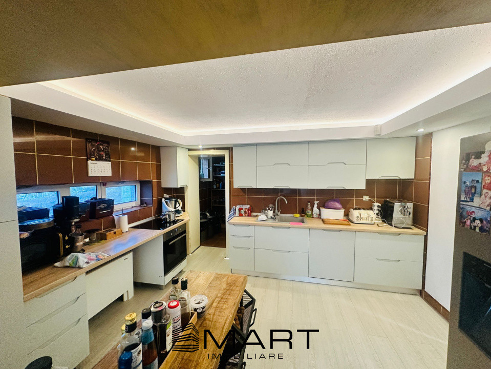 Casa moderna 12 camere - pretabila Pensiune Cisnadie