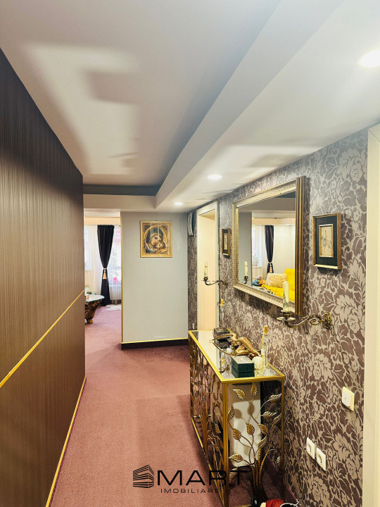 Casa moderna 12 camere - pretabila Pensiune Cisnadie