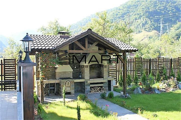 Pensiune 12 camere teren 200mp Valea Lotrioarei