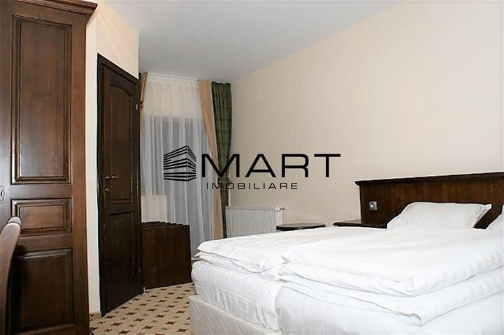 Pensiune 12 camere teren 200mp Valea Lotrioarei