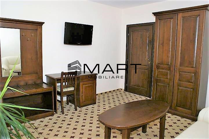 Pensiune 12 camere teren 200mp Valea Lotrioarei