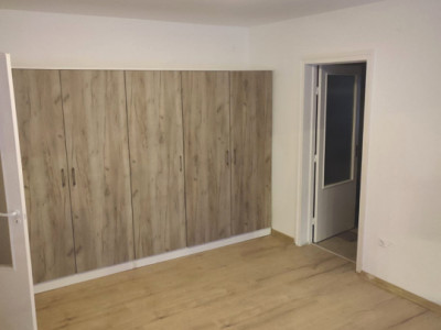 Apartament 3 camere Terezian