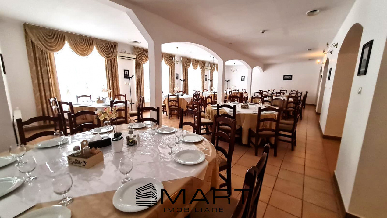 Pensiune cu 67 locuri de cazare, zona Curmatura