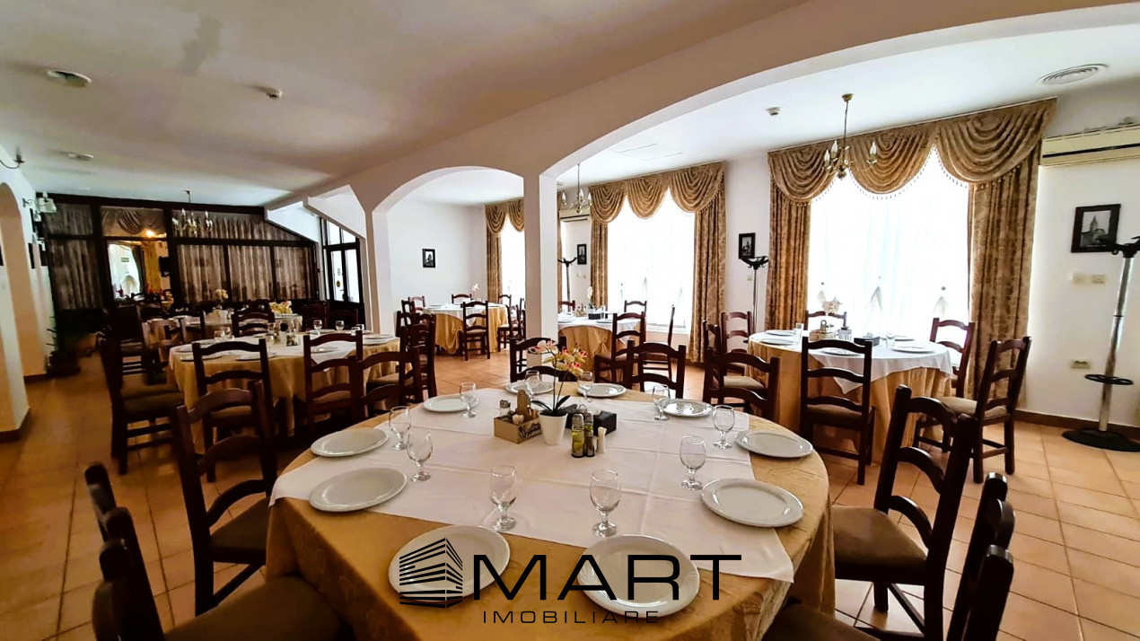 Pensiune cu 67 locuri de cazare, zona Curmatura