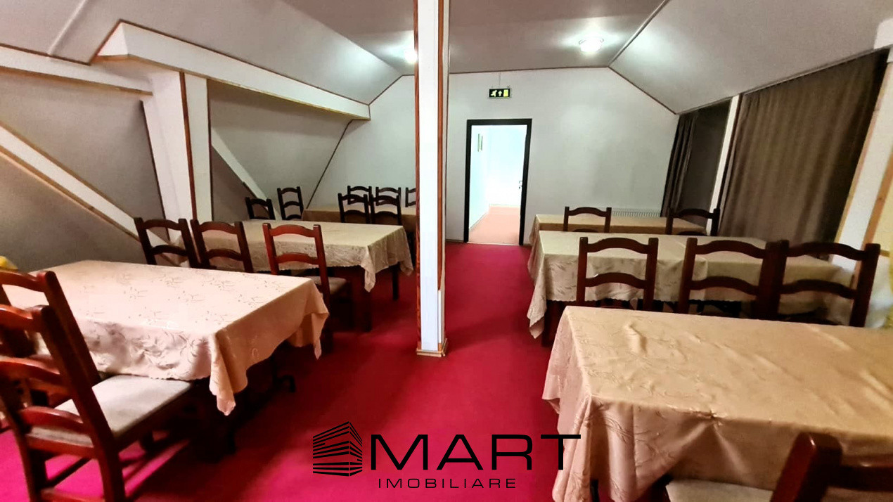 Pensiune cu 67 locuri de cazare, zona Curmatura