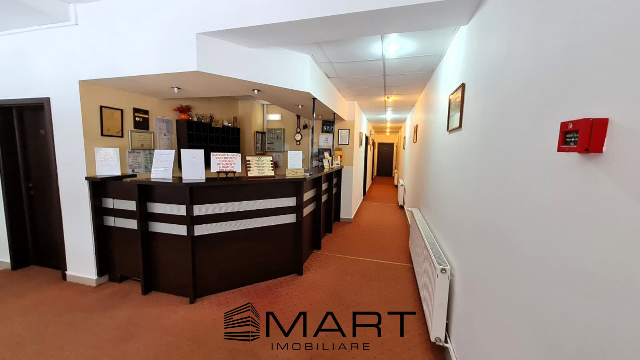 Pensiune cu 67 locuri de cazare, zona Curmatura