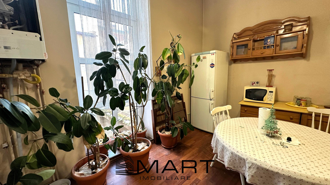 Apartament 95mp etaj 1 strada Tribunei