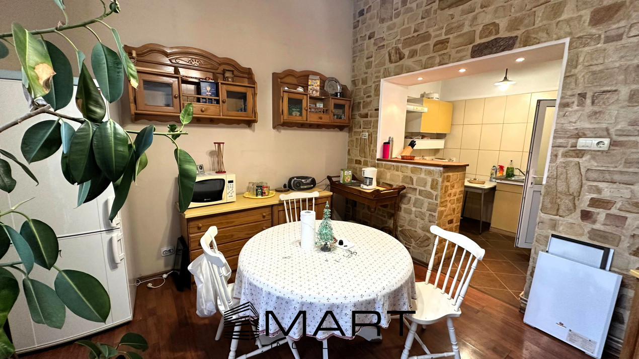 Apartament 95mp etaj 1 strada Tribunei