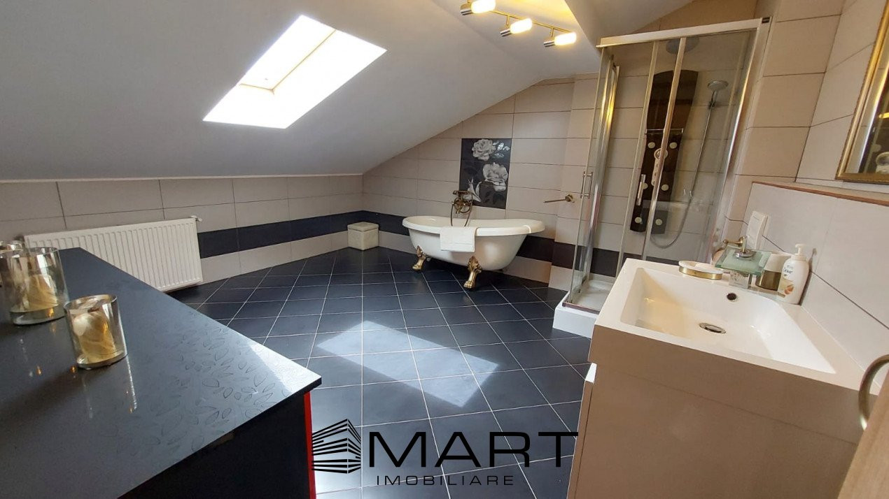 Apartament 4 camere zona Strand 