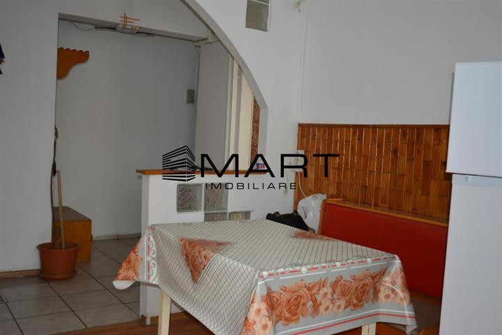 Apartament cu 3 camere decomandate Mihai Viteazu