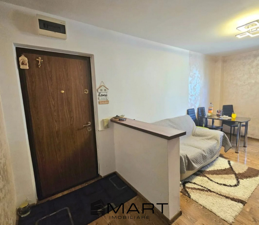 Apartament 3 camere decomandat zona Hipodrom 
