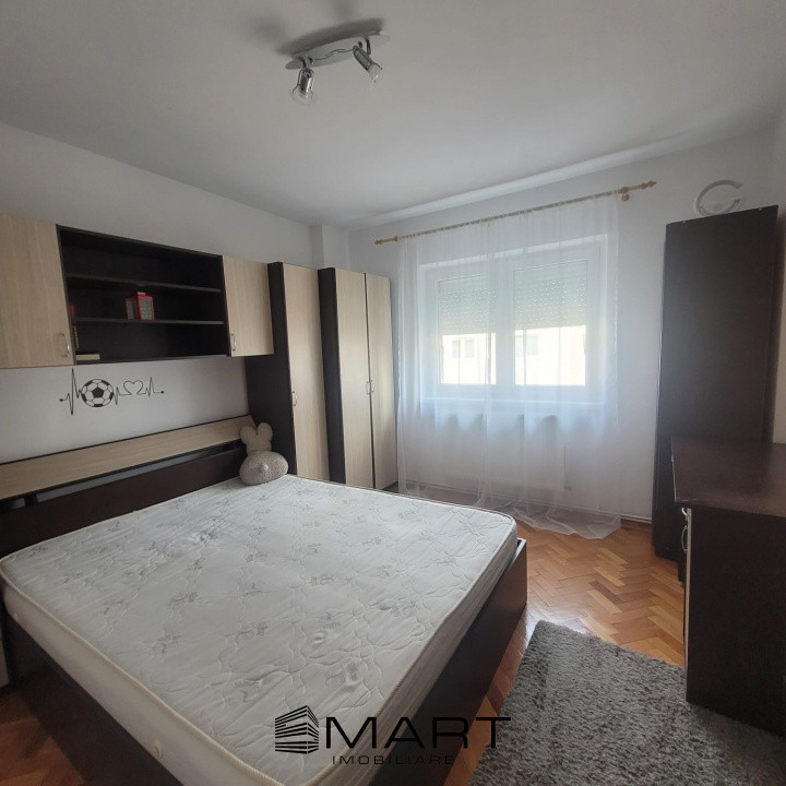 Apartament 3 camere decomandat zona Hipodrom 