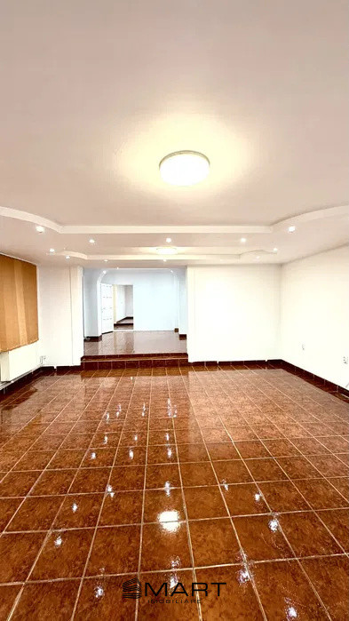 Spatiu comercial cartierul Strand