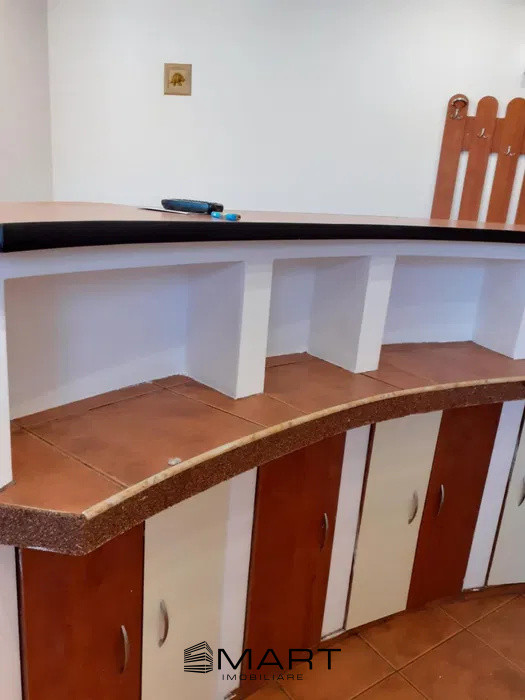 Apartament la mansarda zona Valea Aurie