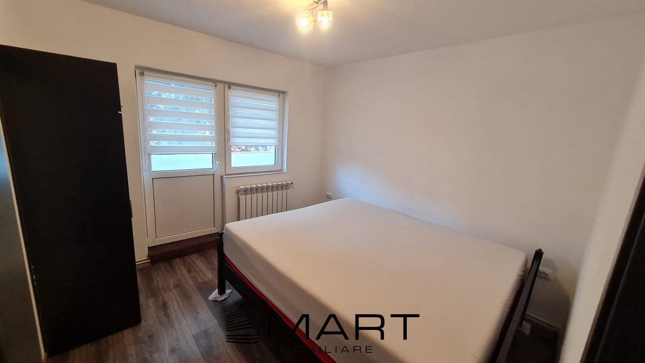 Apartament 3 camere zona Valea Aurie 