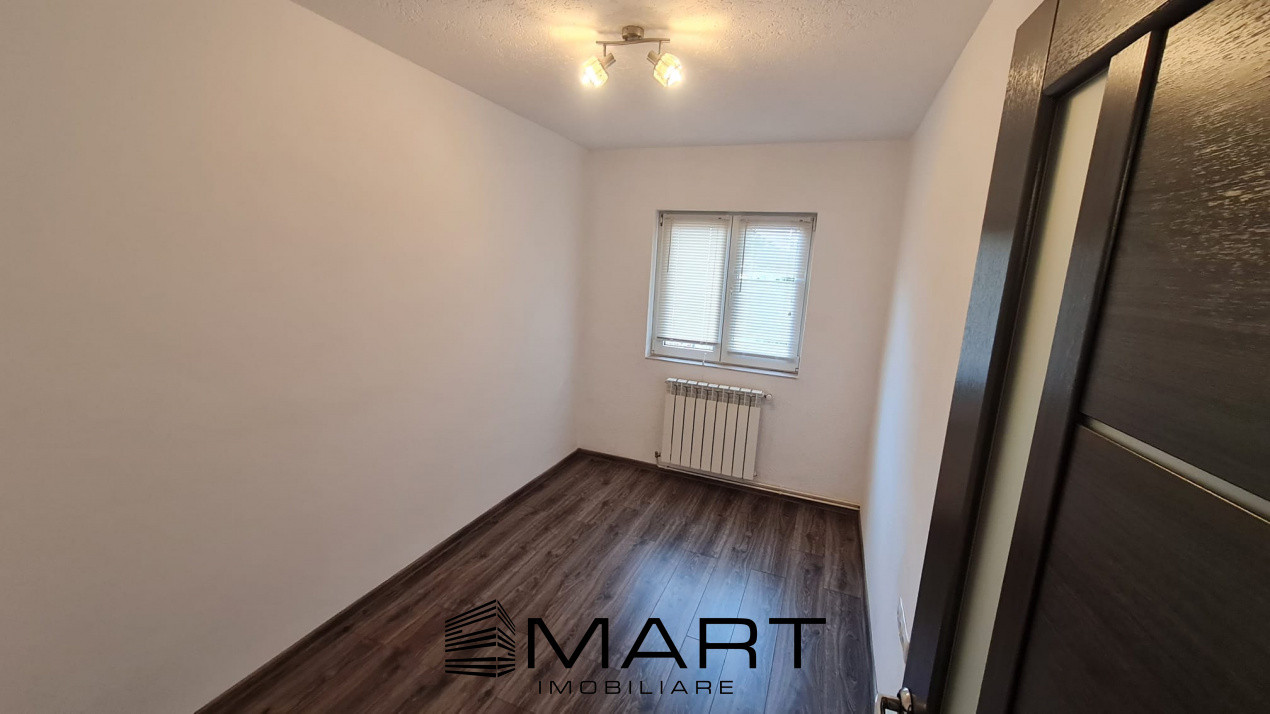 Apartament 3 camere zona Valea Aurie 