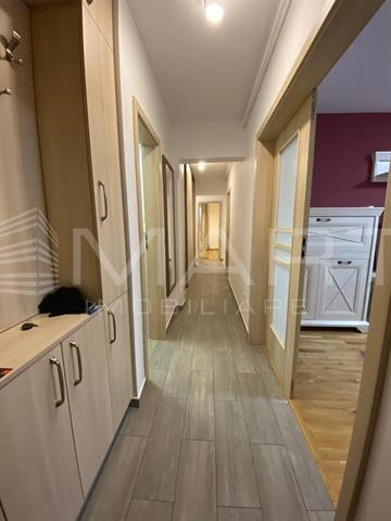 Apartament 4 camere zona Mihai Viteazu